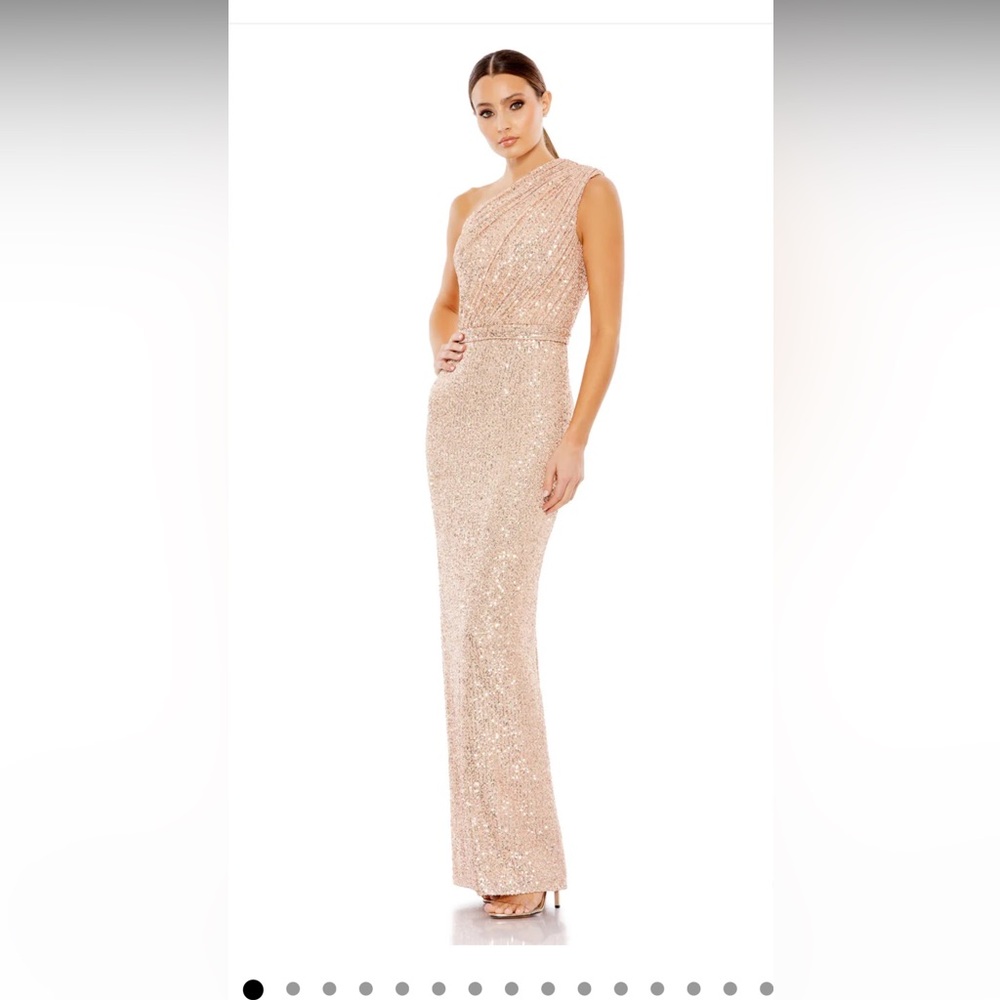 MAC DUGGAL NWT SEQUINED RUCHED ONE SHOULDER GOWN